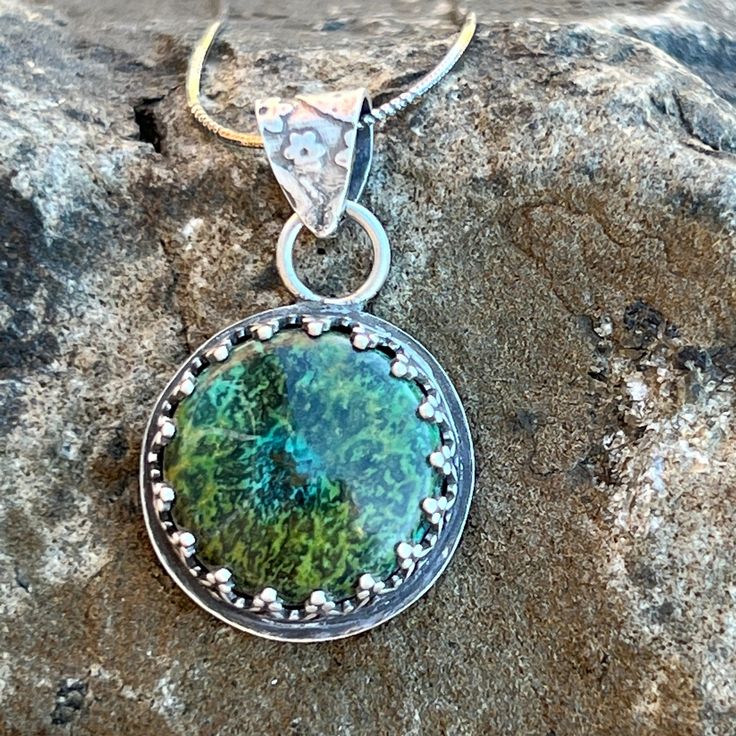 Round Green Turquoise Pendant, Sterling Silver Patterned Back, Peace a – Sangria Silver Designs Caribbean Ocean, Ice Resin, Stone Work, Green Turquoise, Turquoise Pendant, Sangria, The Caribbean, Cool Patterns, Peace Love