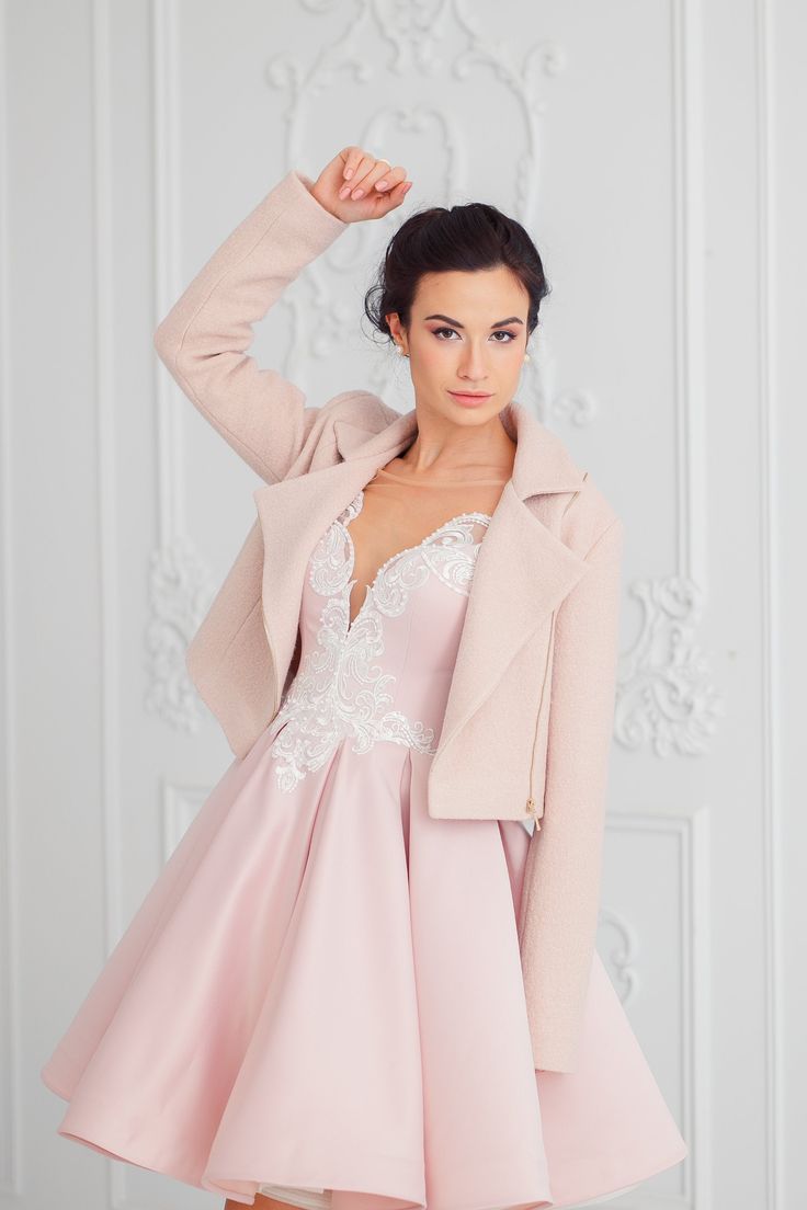 This is an elegant boucle bridal jacket, perfect for winter wedding. The bridal coat was designed for the wedding or any other special occasion day. The wedding jacket is perfect for autumn and winter wedding. You will look the most beautiful bride in this elegant bridal jacket and it will keep you warm. COLOR: - blush pink Cream white color for the bridal jacket is also available. SIZE: Bust Waist Hips S 34.64 inch / 88 cm 25.19 inch/ 64 cm 36.22 inch/ 92cm M 36.22 inch/ 92 cm 26.77 inch/ 68 cm Elegant Long Sleeve Jacket Dress For Wedding, Feminine Spring Wedding Outerwear, Fitted Wedding Jacket Dress, Elegant Spring Wedding Jacket Dress, Wedding Guest Dress With Sweetheart Neckline, Feminine Fitted Wedding Outerwear, Sweetheart Neckline Wedding Dress For Guests, Feminine Fitted Outerwear For Wedding, Elegant Pink Outerwear For Wedding