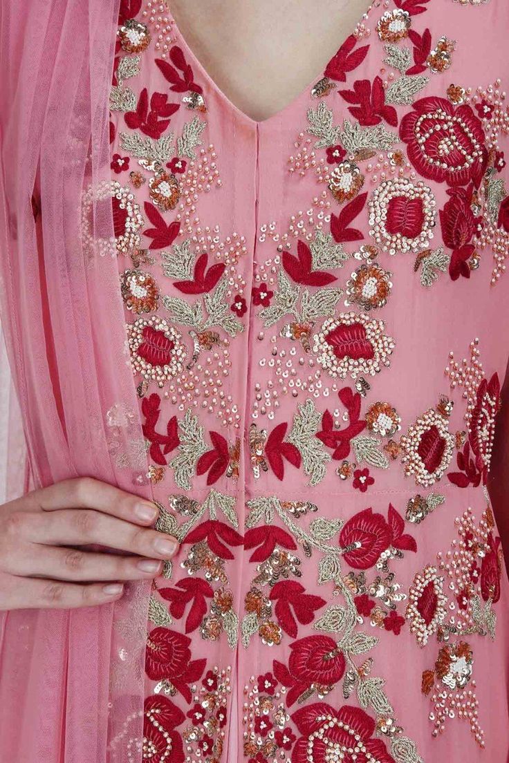 Dark Pink colour kurta with plazzo Punjabi Suits Designer Boutique Embroidery, Dark Pink Colour, Embroidery Stitches Flowers, Kurta And Dupatta, Punjabi Suits Designer Boutique, Embroidery Suits Punjabi, Embroidery Boutique, Wedding Embroidery, Simple Embroidery Designs