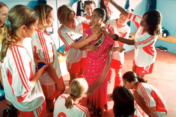 Bend It Like Beckham Aesthetic, Amazing Movies To Watch, London 2000s, Parminder Nagra, Gay Best Friend, Winged People, Amazing Movies, Bend It Like Beckham, Comfort Movies