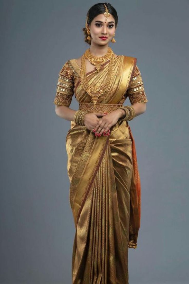 Presenting you latest south indian Sarees. #weddingbazaar#indianwedding #southindianweddings #southindianbrides #silksarees #kanjeevaramsaree #southindiansareelook #southindiansareeblousedesign #southindiansareewhite #southindiansareewedding #southindiansareetraditionalsilk Gold Pattu Saree Indian Bridal, Muhurtham Saree, Silver Saree, Gold Blouse Designs, Tamil Bride, Golden Outfit, Sequin Wedding Dress, Gold Saree, Wedding Guest Outfit Ideas