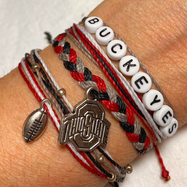 Ohio State Bracelet, Ohio State Helmet, Cheerleading Tshirts, Football Girl, Ohio State Football, Stackable Bracelets, Letter Beads, Ohio State Buckeyes, Custom Bracelets