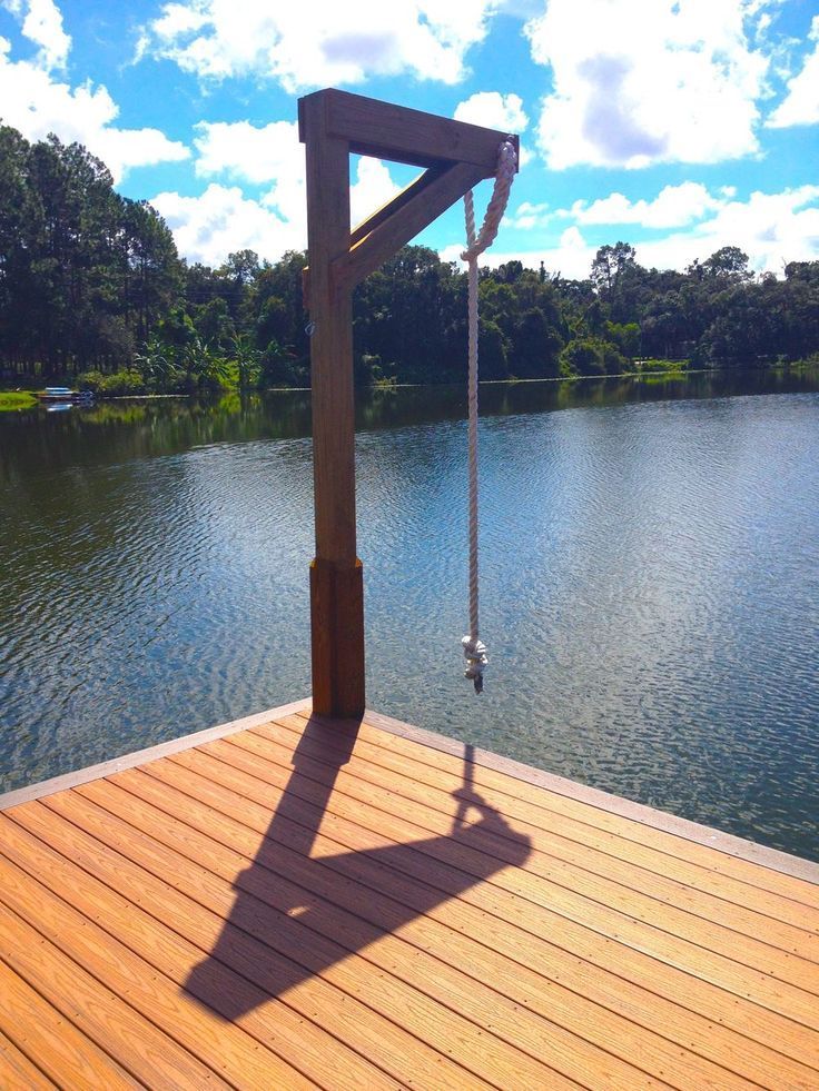 Boat Dock Rope Swing - Home Interior Design Lake House Ideas Outdoor, Pond Dock, Lake House Dock, Lake House Deck, Boathouse Design, Dock Photos, Dock Ideas, Pontoon Dock, Lake Landscaping