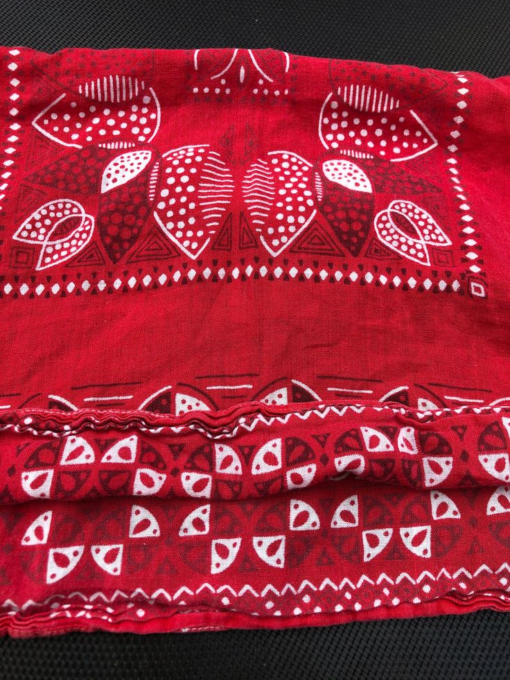 "Vintage 1950's Fast Color RN 15234 red and white bandana. Well worn and lightweight cotton bandana. Fast Color small print. Three finished edges, one selvedge. Perfect fade and wear. A more unusual design and the black has faded quite a bit. Good condition, no major issues. Measured flat: 16\" x 19\"" Vintage Bandana With Bandana Print For Summer, Red Bandana Aesthetic, Traditional Cotton Bandana, Retro Bandana With Bandana Print For Festivals, Traditional White Bandana With Bandana Print, Red Vintage Cotton Hat, Retro Red Handkerchief Gift, Red Cotton Bohemian Bandana, Red Bohemian Cotton Bandana