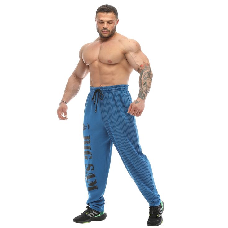 Men's active wear baggy, gym workout pants are made of breathable fabric, baggy cut sports sweatpants are designed for bodybuilding, weight lifting, running, cardio, cycling and all your indoor and outdoor workouts. It is suitable for use in the gym in 4 seasons. It is suitable for your training outside the hall in spring, autumn and winter seasons. Fabric ➢ It is produced from strong and flexible yarns with 80% cotton and 20% polyester content. Thanks to its high cotton structure, it absorbs moisture and allows your skin to breathe. It provides a soft touch to your skin with its soft fabric texture. In this way, it provides high performance in your activities. Cut Style & Form ➢ These trousers are produced with a wider cut than normal trousers and sweatpants. It is produced for large and Loose Fit Hip Hop Joggers For Gym, Baggy Hip Hop Joggers For Gym, Cotton Cargo Pants For Sports, Breathable Cotton Gym Bottoms, Breathable Cotton Bottoms For Gym, Blue Sportswear Joggers For The Gym, Cotton Moisture-wicking Sweatpants For Training, Moisture-wicking Cotton Sweatpants For Training, Baggy Blue Sweatpants For Sports