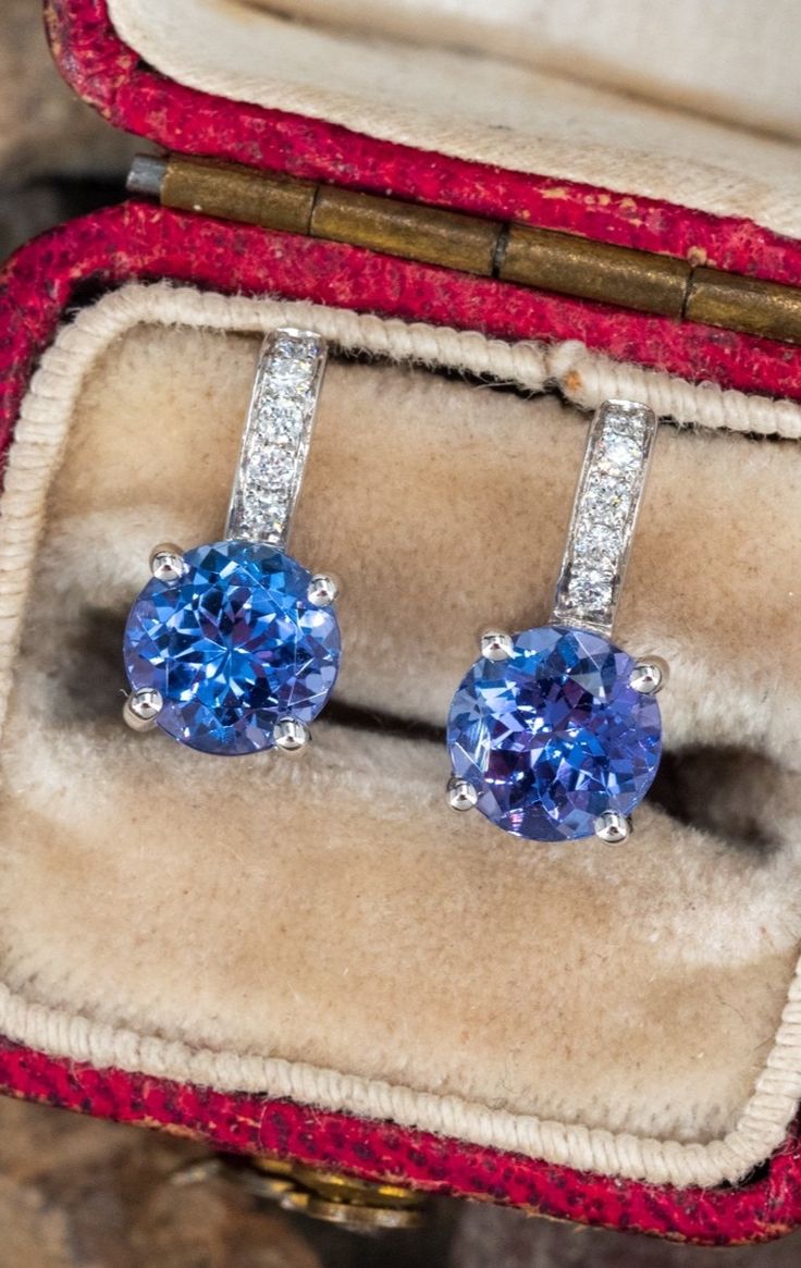 Tanzanite Drop Earrings, Tanzanite Diamond, Diamond Drop Earrings, Diamond Drops, June Birth Stone, Round Brilliant Cut Diamond, High Quality Jewelry, Brilliant Cut Diamond, Estate Jewelry