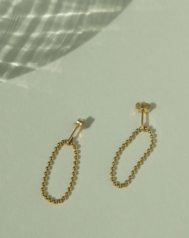 Product Details 1 inch drop. Safe for sensitive skin. Available in 14k Gold Filled or Sterling Silver. Sensitive Skin, Gold Filled, 1 Inch, Silver Earrings, Sterling Silver, Skin, Silver, Gold