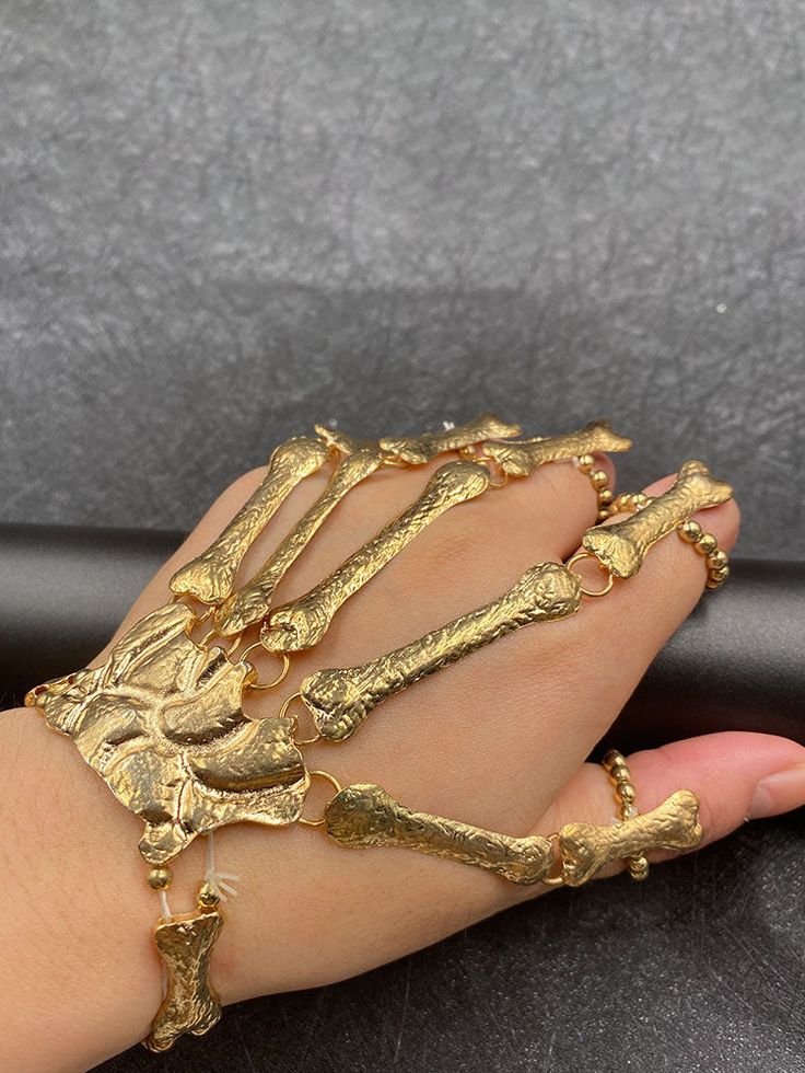 Material: Alloy(Length: 4.5")Style: PunkElement: Skeleton JointType: Solid Color Occasion: Halloween Best Selling Jewelry, Skelita Calaveras, Multi Dress, Custom Size Dresses, Halloween Skeleton, Halloween Skeletons, Tiki Bar, Look In The Mirror, Cute Crafts