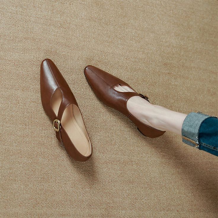 These loafers are designed in a timeless, minimal silhouette, so you'll be sure to wear them often. Made from soft leather, soft bottom that ensure all-day comfort. Wear yours with tailoring and denim alike. Color: Brown/CoffeeMaterial: Cow leatherLining: Genuine LeatherInsole: Cow leatherSole: RubberHeels: 2Cm/0.79"Weight: 0.2kg Each Shoes Production Time: About 5-7 days (Any exceptional case will email you, Please pay attention to your email left) Shipping Time: Free Shipping To most locations Platform Boots Chunky, Flats For Women, Oxford Boots, Buckle Ankle Boots, Slip On Flats, Chunky Heels Boots, Brown Coffee, Chunky Heels Sandals, Comfort Wear