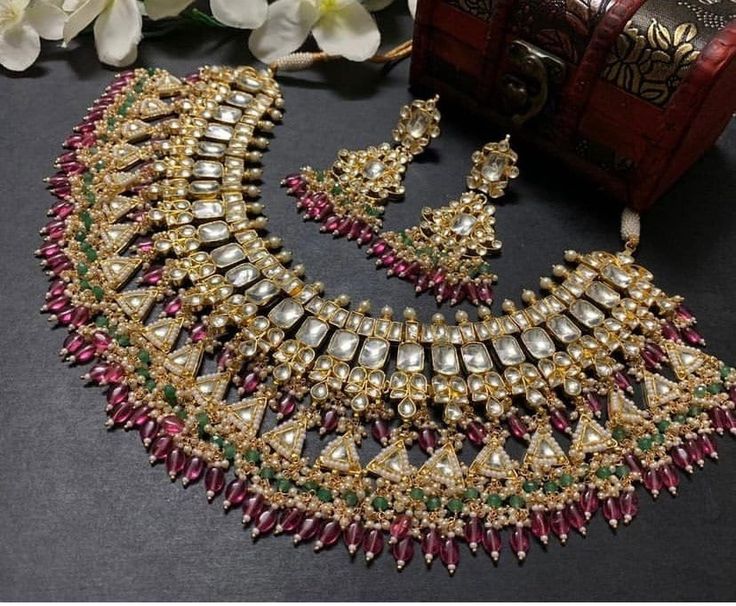 Kundan Jewelry,Kundan Choker Wedding Necklace,Sabyasachi inspired Bridal Jewelry,South Indian Jewelry,Statement Bridal Necklace with Earring by Kundanweddingjewelry on Etsy Wedding Jewellery Designs, Wedding Flower Jewelry, Blouses Designs, Jewelry Kundan, Kundan Jewelry, Kundan Choker, South Indian Jewelry, Winter Makeup, Saree Blouses