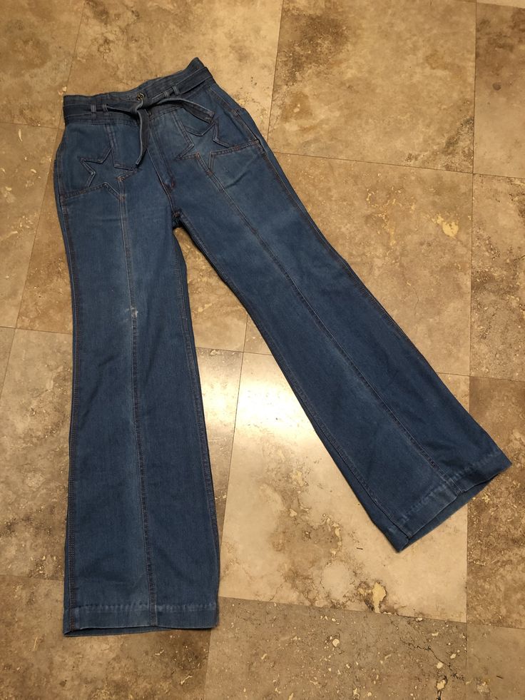 "NOT FOR SALE DO NOT PURCHASE SUPER SUPER RARE - Vintage 1970s N'est Ce Pas Blue Denim \"STAR\" Jeans - Rare Larger Size 11/12 Last photo, as worn by Vannesa Ann Hudgens - Streetstyle.... These amazing Star jeans have sadly been copied & imitated (Stoned Immaculate, Revise etc.) these are authentic Vintage LOVE ROCKS VINTAGE ITEM DETAILS & DESCRIPTION . Star Design on Butt & Front . High Rise . Zip & Button Fly . Matching Belt . Pockets Label: N'est Ce Pas Size: 11/12 - Refer to Retro High-rise Flare Jeans, Vintage Dark Wash Pants For Fall, Vintage High Rise Pants For Fall, Retro Denim Flare Jeans With Pockets, Retro Flare Denim Bottoms, Retro Denim Blue Pants With Belt Loops, Retro High Waist Dark Wash Pants, Vintage Straight Leg Flare Jeans For Fall, Vintage Cotton Flare Jeans For Fall