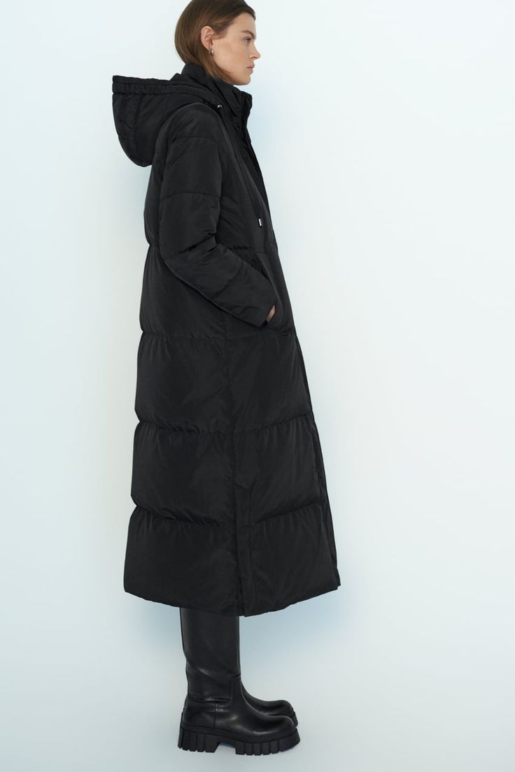 Long Puffer Jacket Outfit, Zara Puffer, High Collar Jacket, Puffer Jacket Outfit, Long Down Jacket, Long Down Coat, Long Puffer Jacket, Outfit Zara, Wind Protection