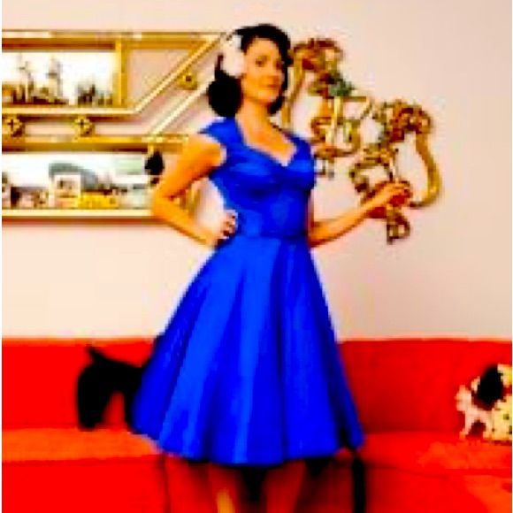 Nwt 3xl Pinup Couture Heidi Dress. Sorry, No Belt. #Rockabilly #Pinup #50s #Madmen #Retro Classic Blue Dress For Vintage Fashion, Retro Blue Dresses For Vintage Events, Retro Blue Dress For Vintage Events, Rockabilly Pinup, Pinup Couture, Mad Men, Couture Dresses, Royal Blue, Pin Up