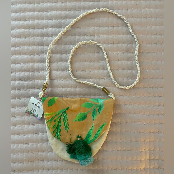 “Augus” Crossbody Bag - Such A Beachy Vibe To It - Handmade In Nicaragua Bought At A Boutique Called Augus - Great Quality, Never Been Used Before!! #Beach #Coastal #Granddaughter #Nicaragua #Boutique Green Shoulder Bag With Adjustable Strap For Vacation, Summer Shoulder Bag With Adjustable Strap As Gift, Green Bags With Detachable Strap For Vacation, Green Vacation Bag With Detachable Strap, Green Pouch Shoulder Bag For Summer, Green Bag With Detachable Strap For Vacation, Summer Crossbody Shoulder Bag As Gift, Tropical Green Shoulder Bag For Travel, Summer Crossbody Bag As A Gift