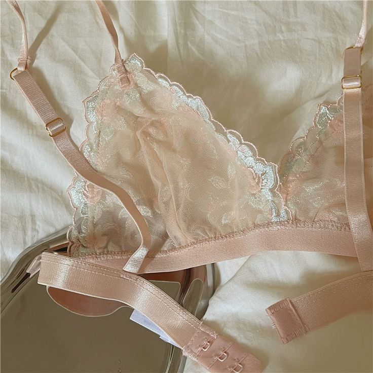 Indulge in the allure of our latest lingerie collection, where elegance meets sensuality. 🌹✨ Designed to ignite passion and confidence, each piece is a celebration of femininity and self-love. From delicate lace to luxurious fabrics, our lingerie is crafted to accentuate your natural beauty. Embrace the art of seduction with every curve-hugging silhouette and intricate detail. It's time to elevate your intimate moments with sophistication and style💕 SIZING ♡ S Upper Chest: 70-83cm, Under Chest Delicate Fitted Bra With Delicate Straps, Delicate Lace For Wedding Night, Delicate Lace Bra With Lace Trim, Sheer Underwire Bra For Wedding, Feminine Lace With Lace Closure For Wedding, Wedding Sheer Underwire Bra, Wedding Underwire Sheer Bra, Feminine String Bra With Delicate Lace, Beige Lace Bra With Lace Closure