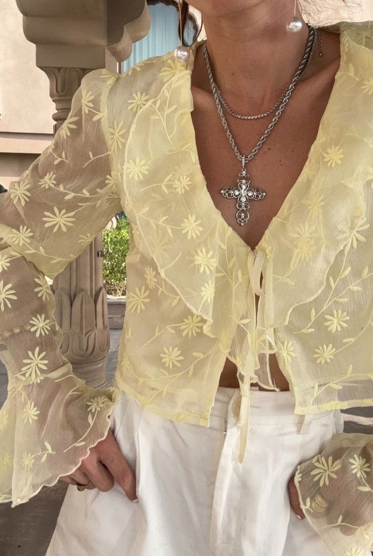 Guilliana Yellow Ruffle Blouse Greek Inspired Fashion Casual, Halter Top Blouse, How To Wear Blouse, Elegant Lace Top, Frilly Top Outfit, Summer 2024 Outfit, Yellow Outfit Casual, Fun Blouses, Pale Yellow Outfit