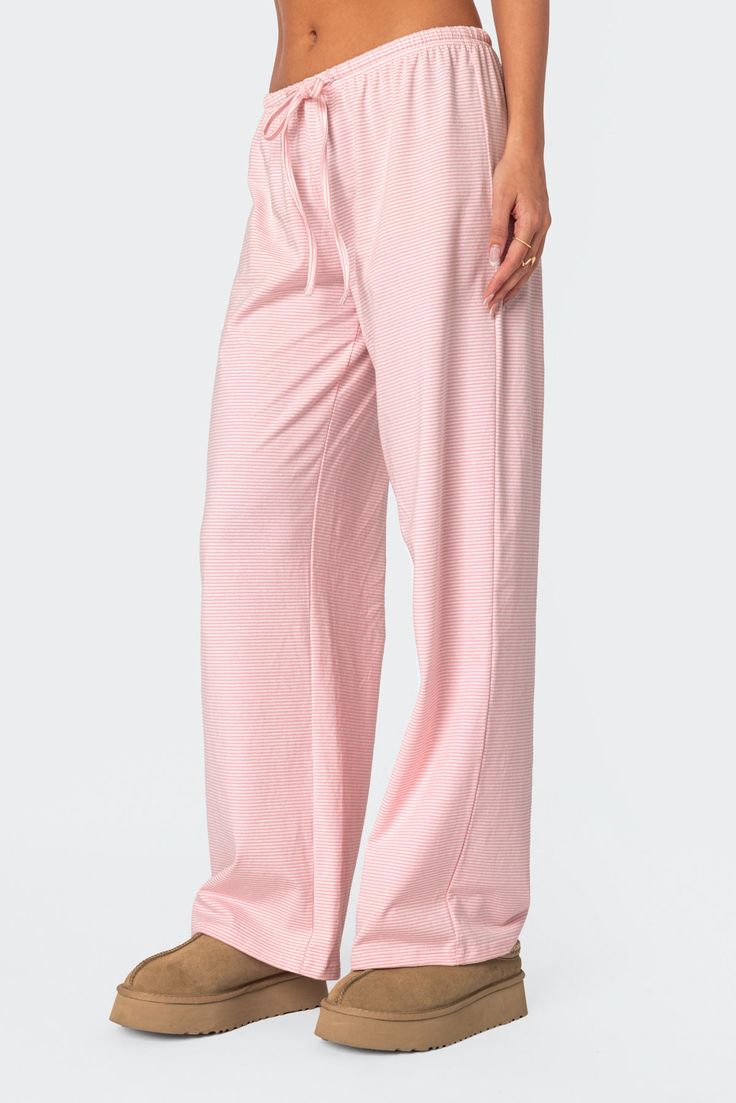 Olivia Striped Loose Fit Pants – edikted Wishlist Ideas Under $10, Pink Brandy Sweatpants, Good Fall Outfits, Clothes To Put On Christmas List, Styling Tan Pants, Clothes To Buy For School, Outfit Inspo And Where To Buy, Cute Lulu Fits, Birthday Wishlist Cheap