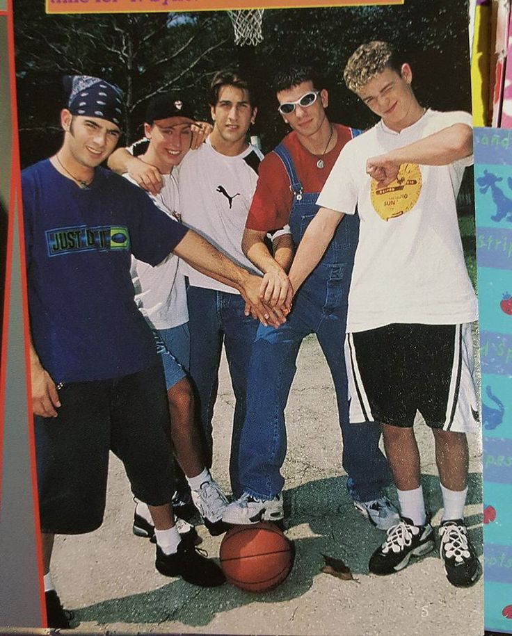 Nsync 2000s Fashion, 90 Fashion Outfits The 90s Men, Y2k Theme Party Outfit Men, 90s Boyband Fashion, Guys 2000s Outfits, Men’s 2000’s Outfits, Y2k Guy Outfits Party, 2000 Fits For Men, 2000s Guy Outfits