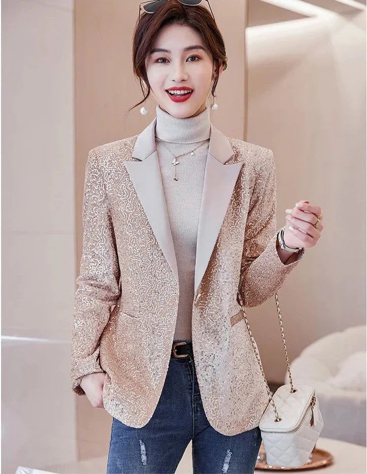 This stylish blazer coat is perfect for the office or any casual occasion. Made with shiny sequins. the long sleeves add a touch of sophistication. Elevate your wardrobe with this sleek and versatile piece. Casual Office Style, Leather Scarf, Slim Blazer, Stylish Blazer, Mens Pajamas Set, Style Blazer, Long Sleeve Outerwear, Women's Evening Dresses, Spring Women