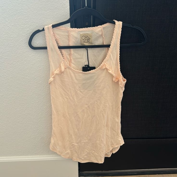 Chaser Pink Peach Tank Top Size Medium Never Worn, Brand New With Tags I Did My Best To Show The Condition In Photos, As What You See Pictured Is Exactly What You’ll Receive. If You Have Any Questions, Feel Free To Ask Thank You! Pink Summer Tops For Loungewear, Pink Tops For Summer Loungewear, Chic Peach Tops For Vacation, Feminine Summer Tops For Loungewear, Chic Peach Top For Beach, Feminine Tops For Summer Loungewear, Spring Feminine Scoop Neck Tank Top, Feminine Cotton Scoop Neck Top, Feminine Scoop Neck Tank Top For Spring