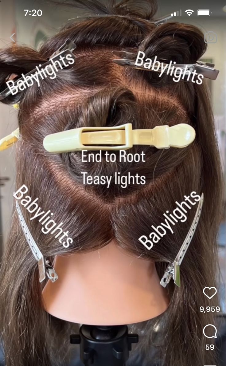 Hair Stylist Tips, Hair Color Placement, Hair Foils, Redken Hair Color, Fall Winter Hair Color, Hair Color Formulas, Dark Roots Blonde Hair, Hair Techniques, Hair Color Techniques