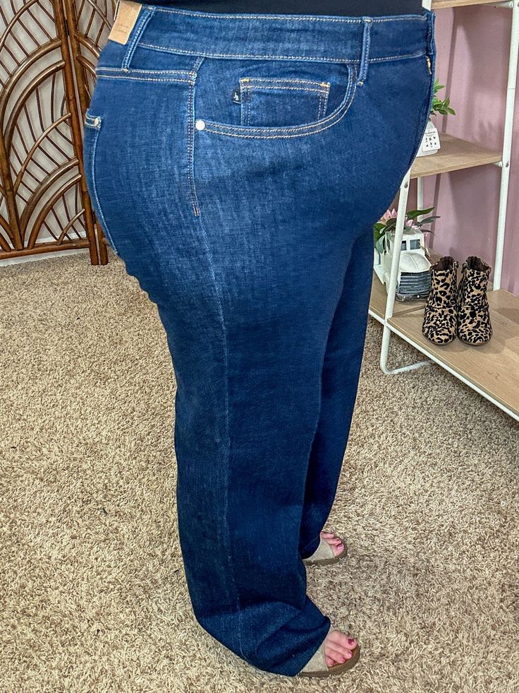 Raw hem, straight leg/mom jean, deep dark denim Material content: cotton, polyester, rayon, elastic-poly, and spandex Material feel: stretchy denim Stephanie is 5'6 and wearing the 20W. This is her true Judy Blue size. Her measurements are 50"/43"/54" for bust/waist/hips. Material measurements (waist/hips/rise/inseam): 14W: 34"/46"/12"/33" 16W: 36"/48"/12"/33" 18W: 38"/50"/12.5"/33" 20W: 40"/52"/12.5"/33" 22W: 42"/54"/12.5"/33" 24W: 44"/56"/12.5"/33" 82512 Mom Jean, Denim Material, Dark Denim, Flare Jeans, The Sea, Mom Jeans, Straight Leg, How To Wear