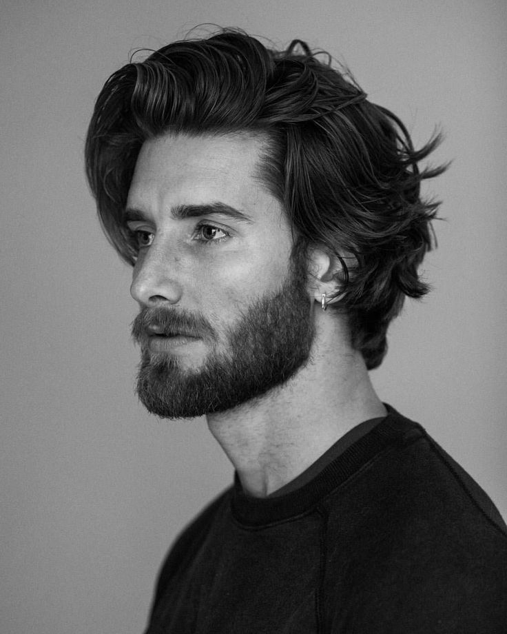 Medium Haircuts, Mens Hairstyles Medium, Mens Hairstyles Thick Hair, Men's Long Hairstyles, Beard Hairstyle, Medium Length Hair Men, Men Haircut Styles, Cool Hairstyles For Men, Medium Long Hair