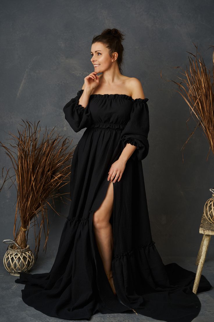 black ruffled dress Black Bohemian Floor-length Dress, Bohemian Black Floor-length Dress, Black Bohemian Evening Maxi Dress, Black Bohemian Maxi Dress For Evening, Baby Shower Mom Outfit, Maternity Party Dress, Pregnant Party Dress, Dress For Photoshoot, Bohemian Gown