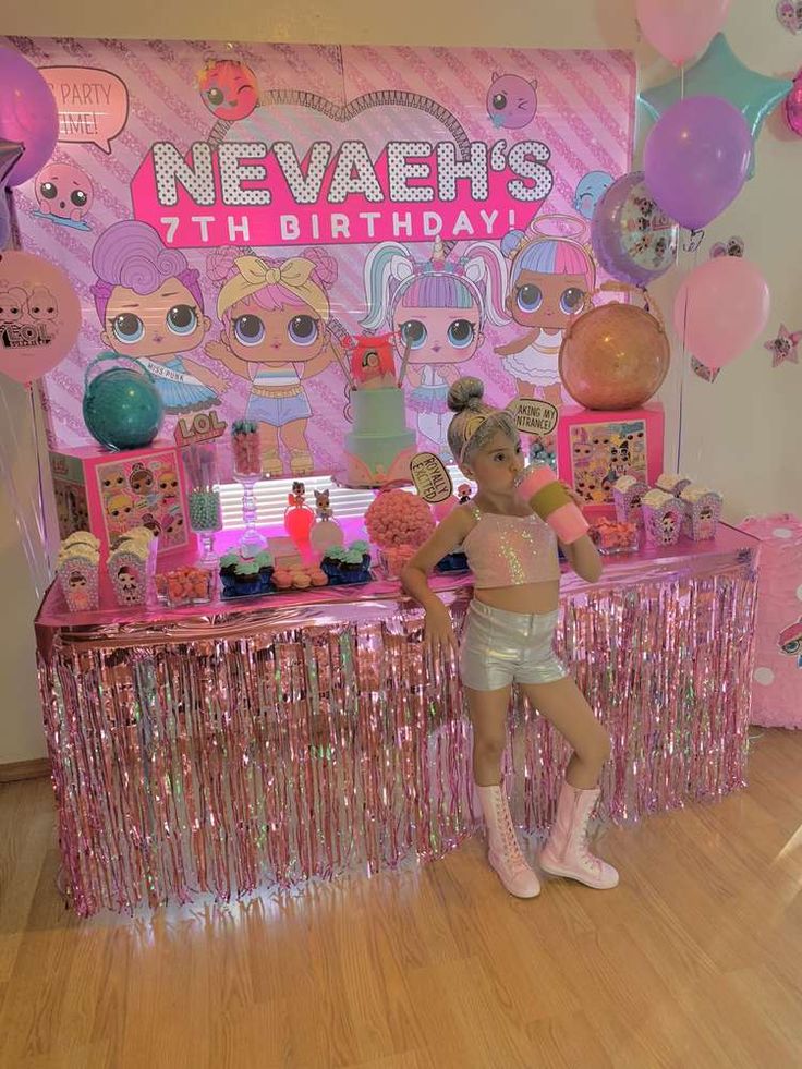 Lol Birthday Backdrop, Lol Doll Decorations Party, Lol Surprise Party Decorations, Lol Surprise Theme Birthday Party Ideas, Lol Sleepover Party Ideas, Lol Pool Party Ideas, Diy Lol Birthday Decorations, Lol Doll Outfit, Lol Surprise Dolls Birthday Party