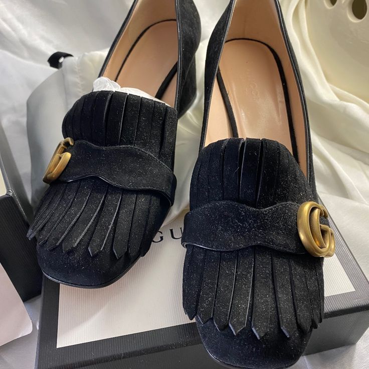 Excellent Unworn Condition. Purchase At Gucci Sf In 2018 Gucci Black Loafers For Office, Gucci Black Office Loafers, Gucci Skirt, Shoes Gucci, Gucci Marmont, Best Cheese, Red Bottoms, Book Decor, Gucci Shoes