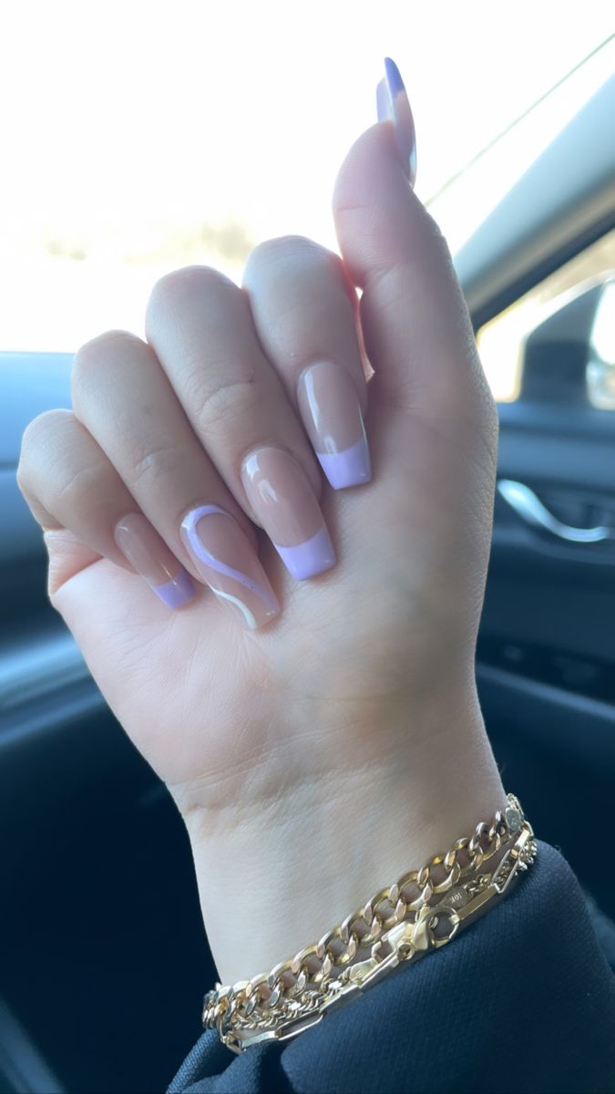 Nail Inspo Purple French Tip, Cute Purple French Tip Nails, Light Purple French Tip Acrylic Nails, French Tip Nails With Design Purple, Purple French Tip Nail Designs, White Nails With Lavender Tips, Purple French Tips Coffin, Purple Nails With White French Tip, Violet French Tip Nails