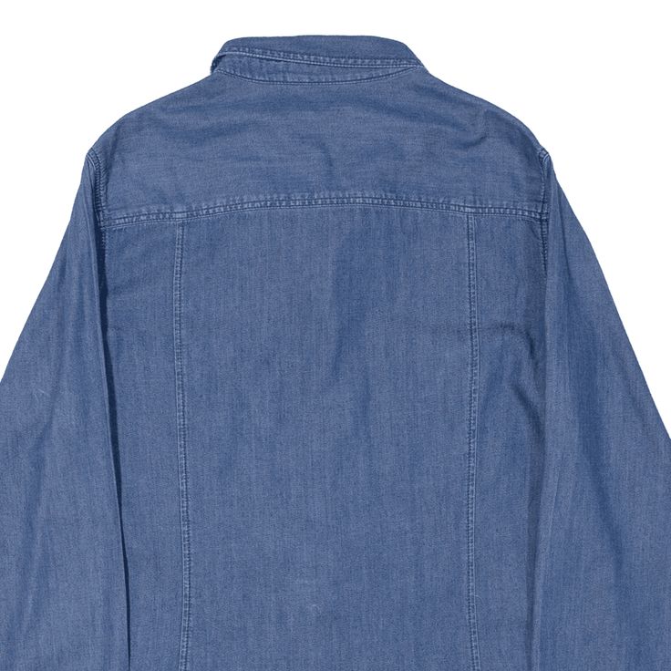 Item is in good used condition. >Size: M >Armpit To Armpit: 19" >Armpit To Cuff: 19" >Collar To Hem: 26" Blue Chambray Button-up Denim Jacket, Classic Blue Collared Denim Jacket, Long Sleeve Chambray Denim Top In Washed Blue, Washed Blue Chambray Long Sleeve Denim Top, Blue Collared Chambray Denim Top, Blue Cotton Collared Denim Top, Light Indigo Long Sleeve Chambray Denim Top, Classic Blue Long Sleeve Denim Top, Long Sleeve Light Indigo Chambray Denim Top