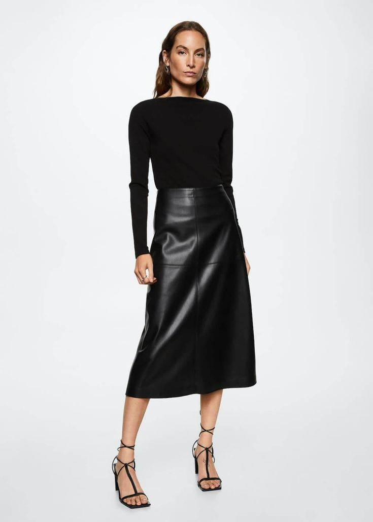 The 30 Best Fall Shopping Finds From Zara, Mango, and H&M | Who What Wear Midi Rok Outfit, Leather Midi Skirt Outfit, Black Leather Skirt Outfit, Midi Rock Outfit, Midi Leather Skirt, A Line Skirt Outfits, Leather A Line Skirt, Rok Outfit, Leather Skirt Outfit