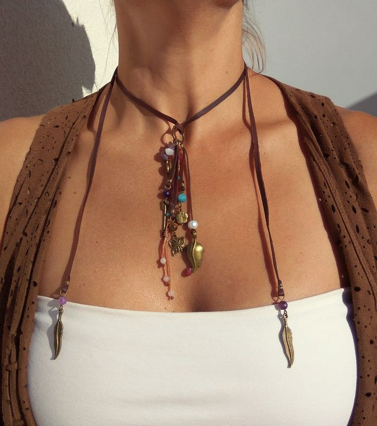 Sundance Style Jewelry, Collar Hippie, Leather Beaded Necklace, Necklace Woman, Woman Necklace, Boho Style Necklaces, Cord Jewelry, Necklace Stone, Beads Bracelet Design