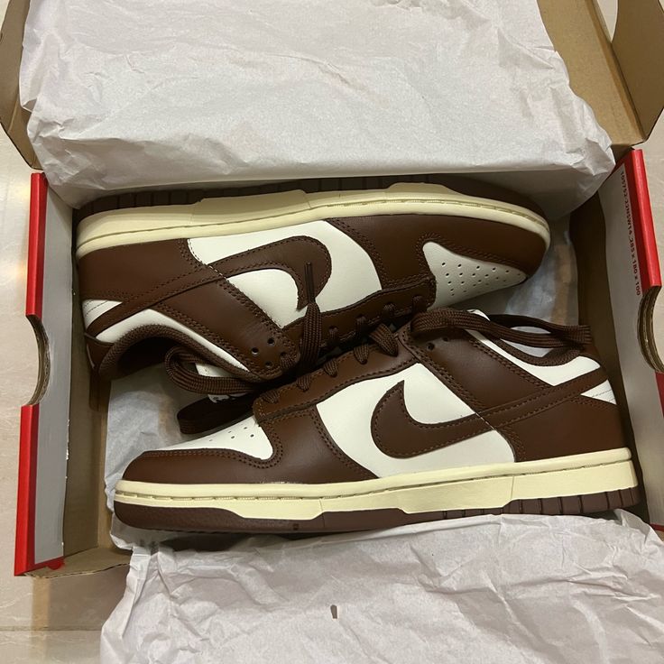 Brand New In Box Size 7 Womens Nike Dunk Low Sail/Cacao Wow-Coconut Milk Voile/Choco Fantastique Burgundy Nikes, Nike Brown, White Shoes Women, Nike Dunk High, Nike Dunk Low, Dunk Low, Nike Dunk, Nike Dunks, Shoe Style