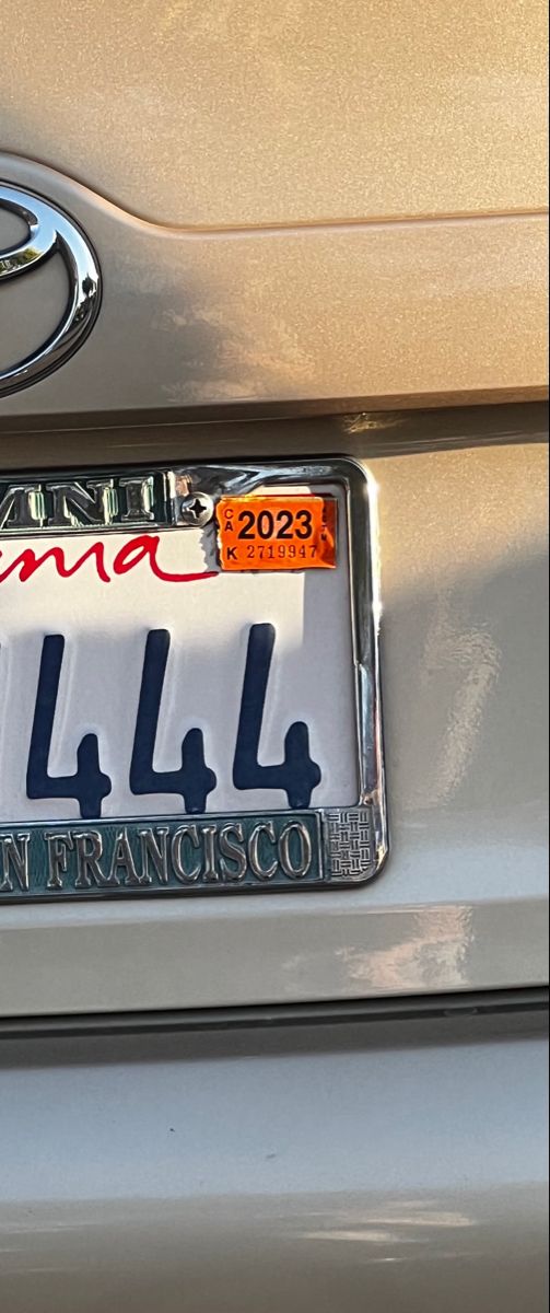 the license plate on this car has been changed to look like it is from california