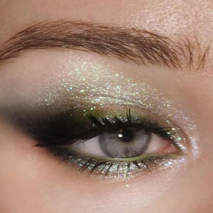 Guard Makeup, Occasional Outfits, Beauty Moodboard, Maquillage On Fleek, Swag Makeup, Eye Makeup Pictures, Smink Inspiration, Green Makeup, Makijaż Smokey Eye