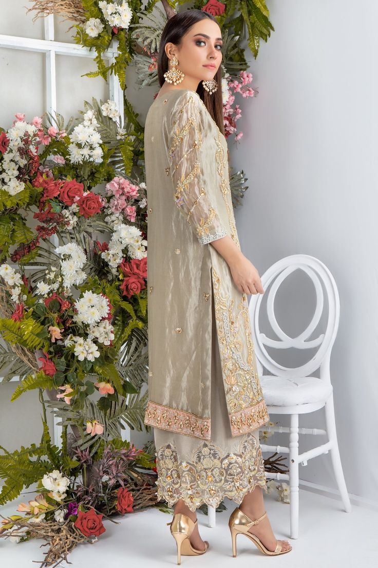 Gold Luster | Pakistani Designer Outfit | Sarosh Salman Wedd Dresses, Gold Dupatta, After Wedding Dress, Silk Thread Embroidery, Pakistani Party Wear Dresses, Pakistani Bridal Dress, Luxury Pret, Designer Outfit, Pakistani Party Wear