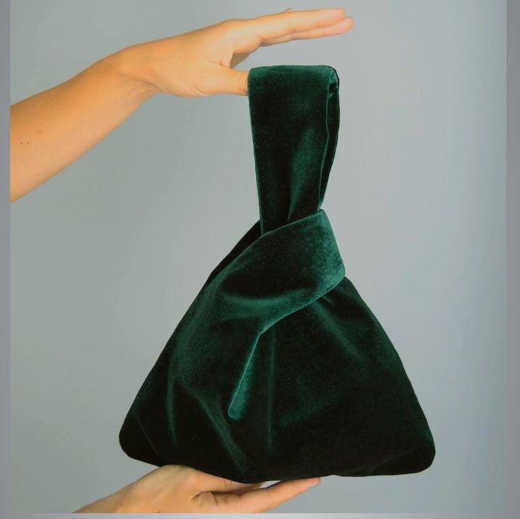 Japanese Knot Bag Purse Clutch Green Velvet Wedding Party - Etsy Elegant Green Clutch, Chic Green Wedding Bag, Green Elegant Evening Bag, Elegant Green Evening Bag For Event, Elegant Green Evening Bag For Events, Chic Green Evening Bag For Formal Events, Chic Green Evening Bag For Formal Occasions, Elegant Green Bag For Gift, Elegant Velvet Evening Bag For Wedding