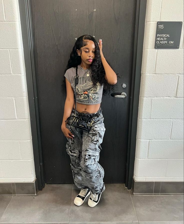 Houston Trip, Fly Fits, Celebrity Selfies, Fly Outfit, Fasion Outfits, Chill Fits, Cute Lazy Day Outfits, Swag Outfits For Girls, Cornrow Hairstyles