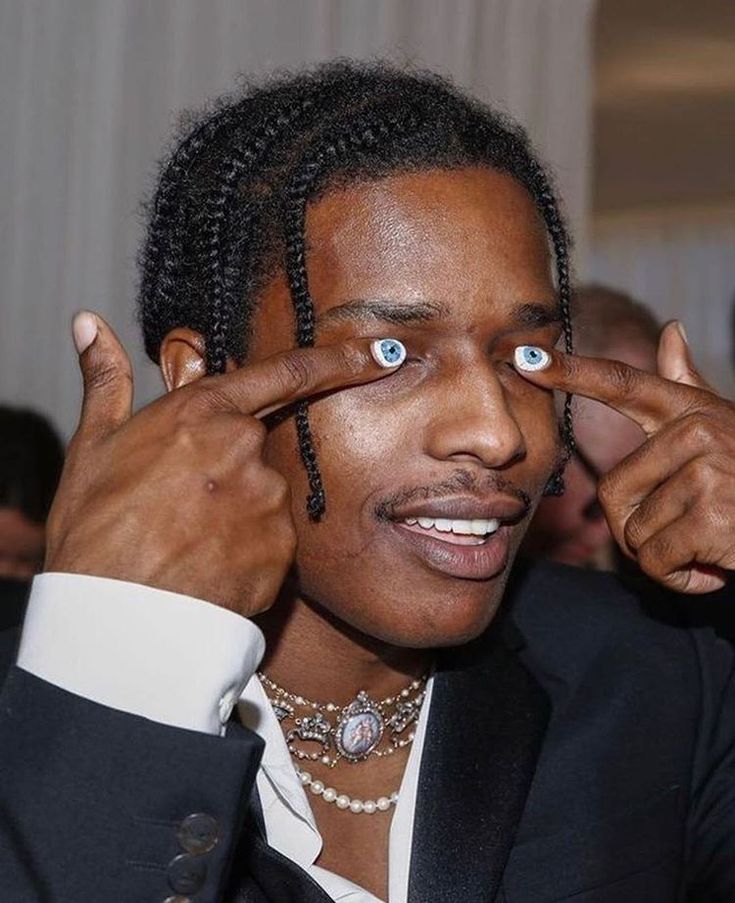 👁 👁 By @asaprocky Rappers Nails, Men Gel Nails, Asap Rocky Nails, Painted Nails Men, Mens Nail Designs, Male Nail Designs, Male Nails Art, Masc Nails, Pretty Flacko