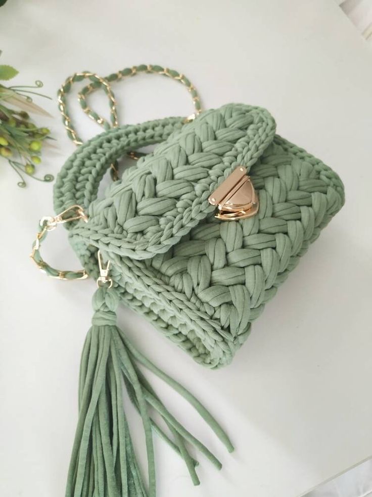 Green Knitted Rectangular Shoulder Bag, Handmade Square Crochet Bag For Gift, Green Knitted Shoulder Bag For Daily Use, Green Knitted Everyday Bags, Handwoven Crochet Shoulder Bag Gift, Green Knitted Shoulder Bag For Everyday, Green Knitted Bag For Daily Use, Green Knitted Bag For Everyday Use, Green Knitted Bags For Everyday Use