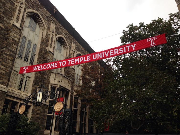 there is a sign that says welcome to temple university