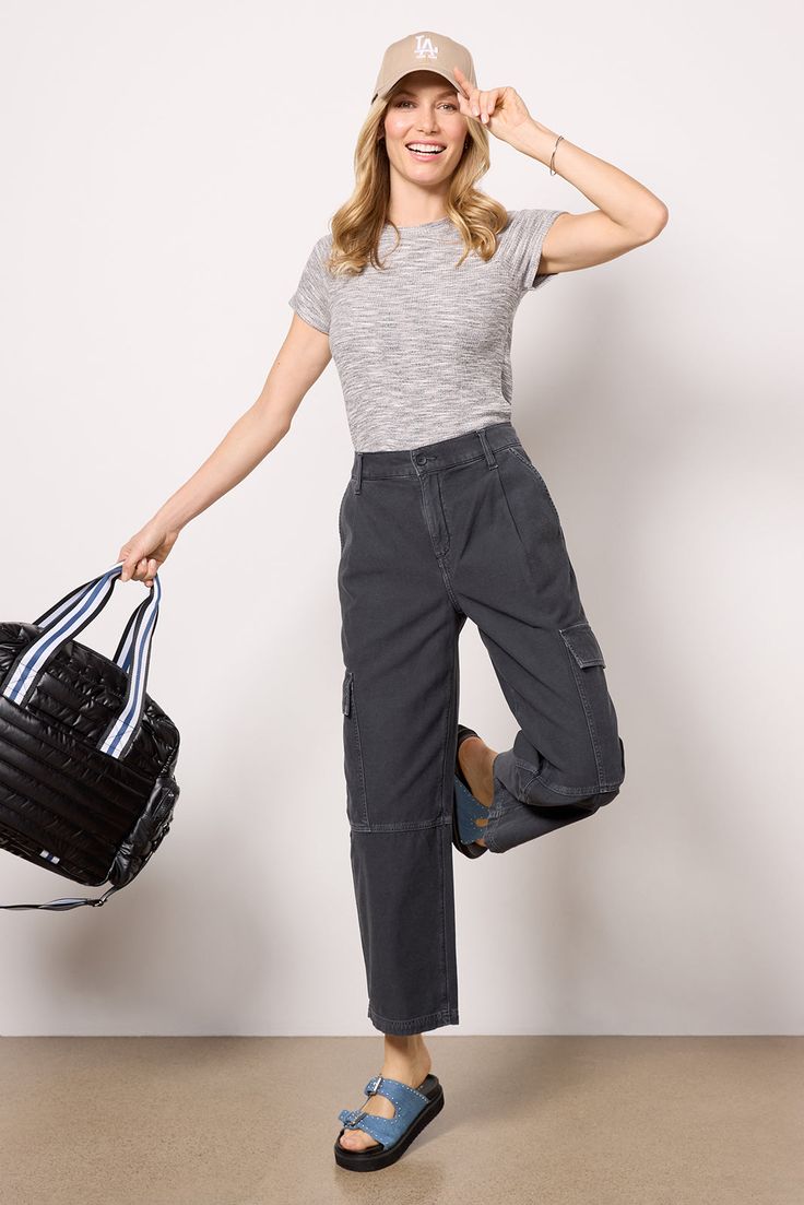 Add the Jericho Pant by AGOLDE to your utility collection. Crafted in a comfortable cotton canvas material, these pants feature a high-rise fit, four-pocket styling, pleats at the front, and cargo pockets on the outseams. Style these with your favorite graphic tee, sneakers, and baseball cap for an effortlessly chic look. | AGOLDE Women's Jericho Pants, Size 25, Black High-waisted Cotton Cargo Pants With Multiple Pockets, Cotton Cargo Jeans With Multiple Pockets For Work, Fall Cargo Pants For Elevated Casual With Belt Loops, High-waisted Cotton Cargo Pants, Utility High-waisted Cotton Cargo Jeans, High Waist Cotton Parachute Pants With Multiple Pockets, High-waist Cotton Parachute Pants With Multiple Pockets, High-waisted Cargo Pants With Side Pockets For Elevated Casual, High Rise Cotton Cargo Pants With Multiple Pockets