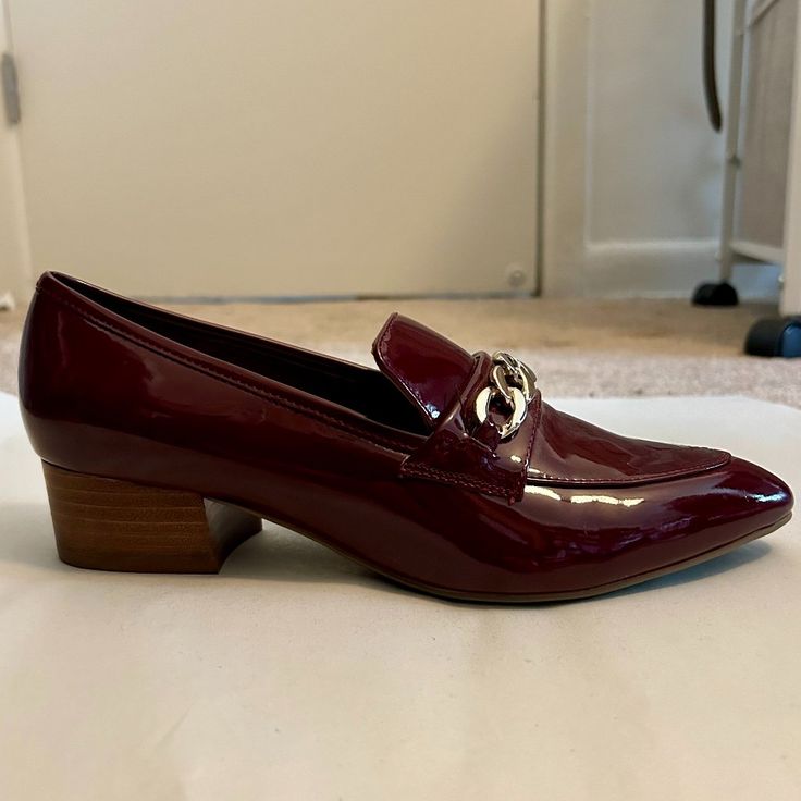 Size 8 Dark Red Patent Leather Upper Synthetic Sole Leather Lining Almond Toe New Without Tags No Box Marc Fisher, Dark Red, Loafer Flats, Patent Leather, Leather Upper, Almond, Loafers, Tags, Red