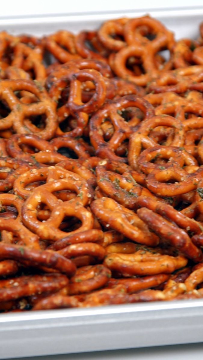 there are many pretzels in the tray