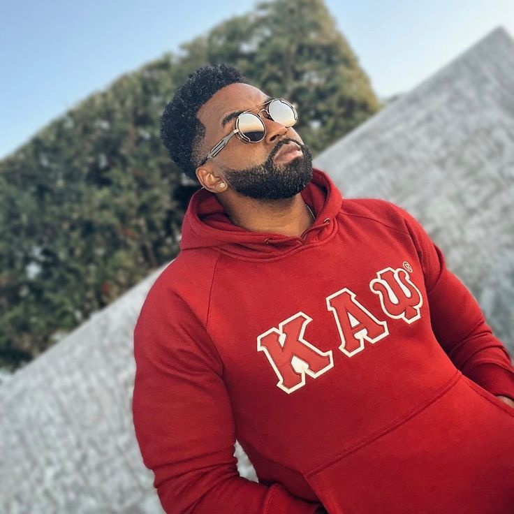 True to size Embroidered Hoodie Krimson Letterman Jacket, Hoodie Men, Fade To Black, Tech Fleece, Embroidered Hoodie, Timeless Style, Fleece Jacket, Timeless Fashion, Hoodies Men