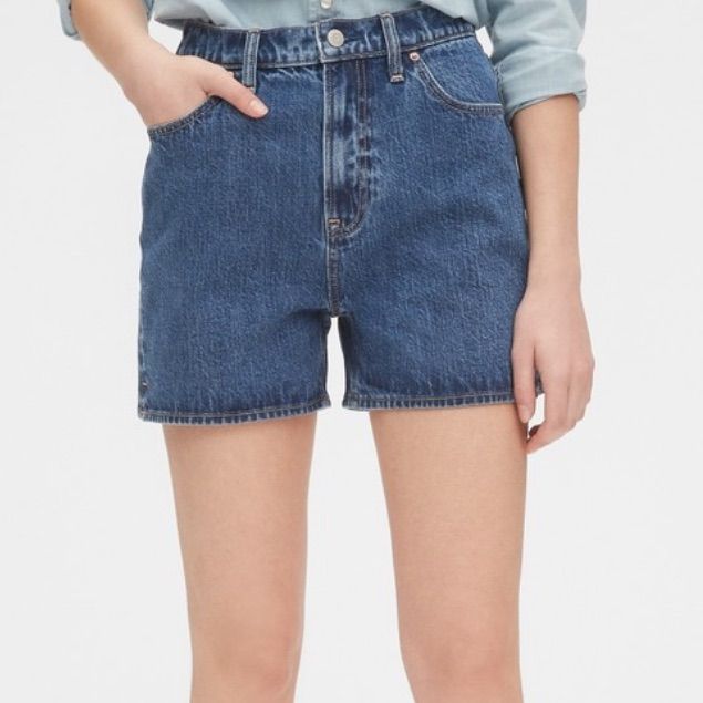 Super Cute High Waisted Mom Shorts! Brand New With Tags Gap High Rise Relaxed Fit Bottoms, Gap High-rise Relaxed Fit Bottoms, Gap Relaxed Fit High Rise Bottoms, Casual Gap Bottoms With Built-in Shorts, Gap Bottoms With Built-in Shorts For Summer, Gap Relaxed Fit Denim Bottoms, Gap Relaxed Fit Denim Blue Bottoms, Gap Denim Blue Summer Bottoms, Summer Gap Denim Blue Bottoms