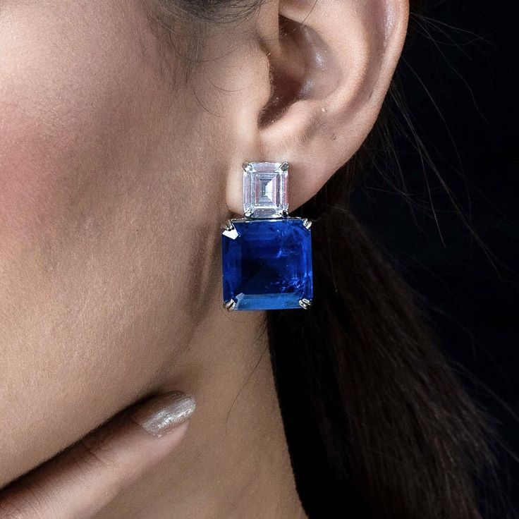 Sapphire earrings are a perfect blend of elegance and charm. Featuring royal blue doublet stones surrounded by sparkling cubic zirconia diamonds, they're small yet eye-catching. Ideal for everyday wear or special occasions, these cute earrings make a thoughtful and stylish wedding gift for someone special. *𝐏𝐑𝐎𝐃𝐔𝐂𝐓 𝐃𝐄𝐓𝐀𝐈𝐋* * 𝐌𝐚𝐭𝐞𝐫𝐢𝐚𝐥: Brass * 𝐏𝐥𝐚𝐭𝐢𝐧𝐠: White Rhodium Plated * 𝐒𝐭𝐨𝐧𝐞: AAA-quality CZ Diamond & Sapphire. *𝐃𝐈𝐌𝐄𝐍𝐒𝐈𝐎𝐍𝐒* * 𝐖𝐞𝐢𝐠𝐡𝐭: 13 gm eac Blue Diamond Drop Earrings For Anniversary, Blue Wedding Earrings With Diamond Accents, Blue Cubic Zirconia Diamond Earrings For Wedding, Blue Diamond Drop Earrings With Prong Setting, Blue Diamond-accented Evening Earrings, Diamond Blue Earrings For Anniversary, Blue Diamond Earrings For Anniversary, Formal Blue Crystal Earrings, Classic Blue Diamond Earrings For Wedding