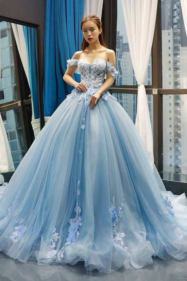 Off the Shoulder Blue Tulle Ball Gown Sky Blue Prom Dress, Corset Ball Gowns, Dress With Applique, Quinceanera Dresses Blue, Tulle Balls, Blue Ball Gowns, Light Sky Blue, Marine Uniform, Corset Dress Prom